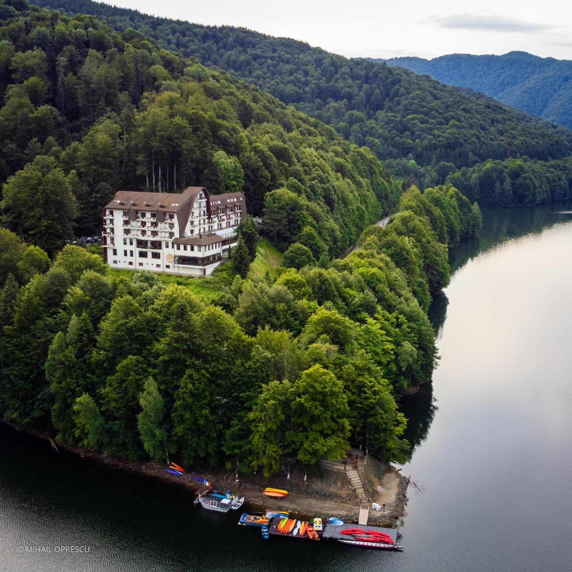 Hotel Valea Cu Pesti Căpăţîneni-Ungureni Kültér fotó