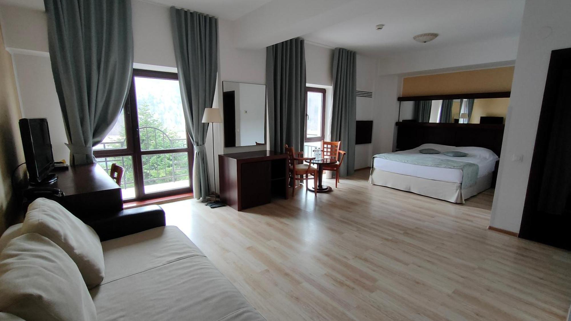 Hotel Valea Cu Pesti Căpăţîneni-Ungureni Kültér fotó