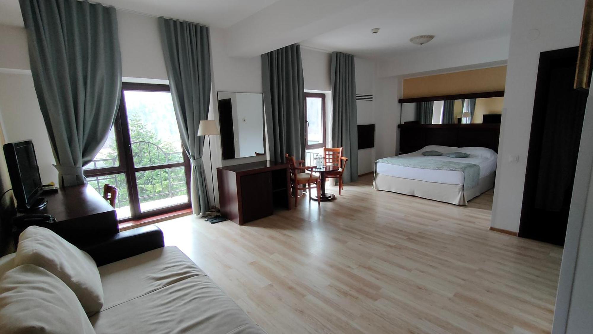Hotel Valea Cu Pesti Căpăţîneni-Ungureni Kültér fotó