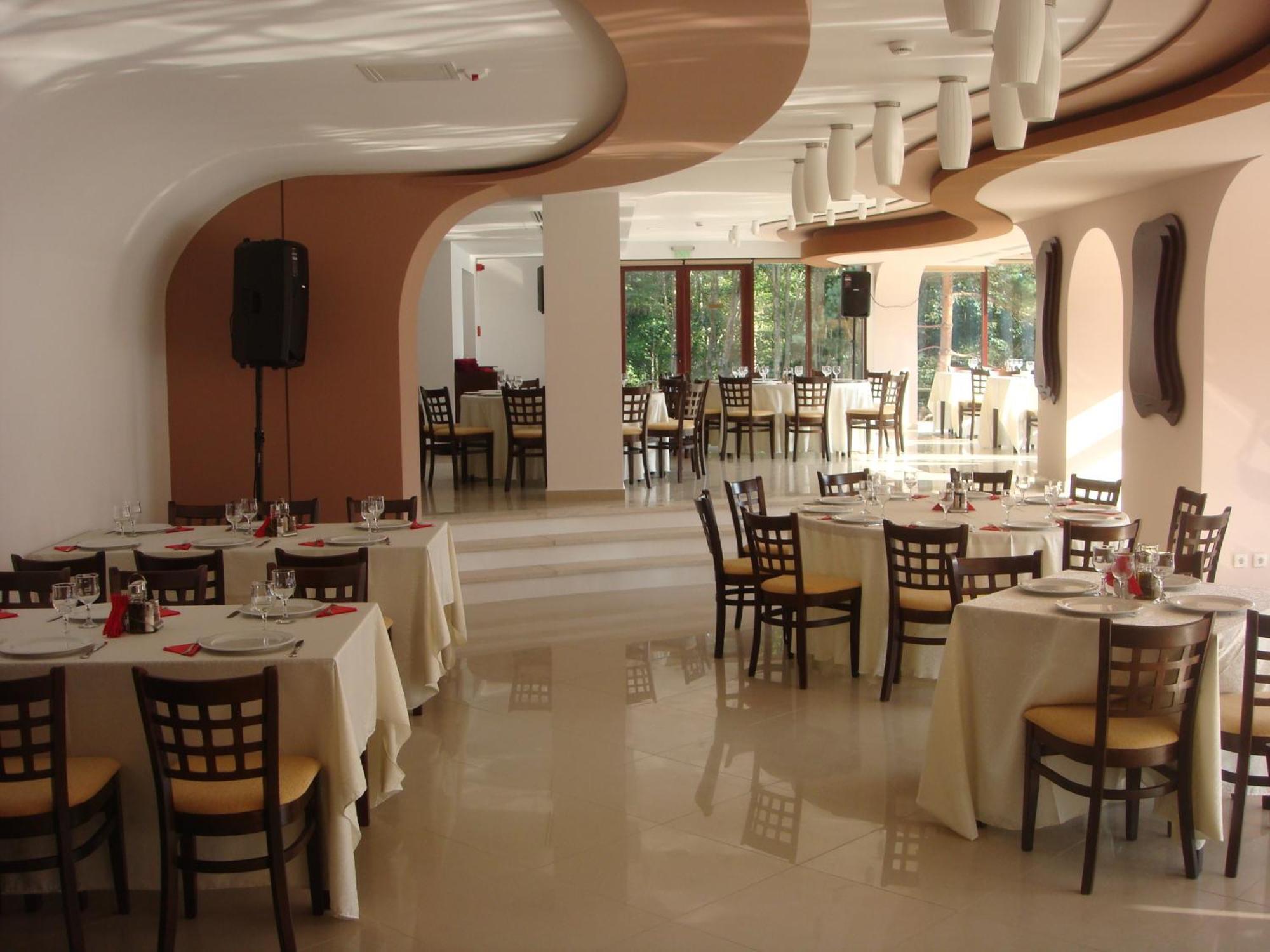 Hotel Valea Cu Pesti Căpăţîneni-Ungureni Kültér fotó