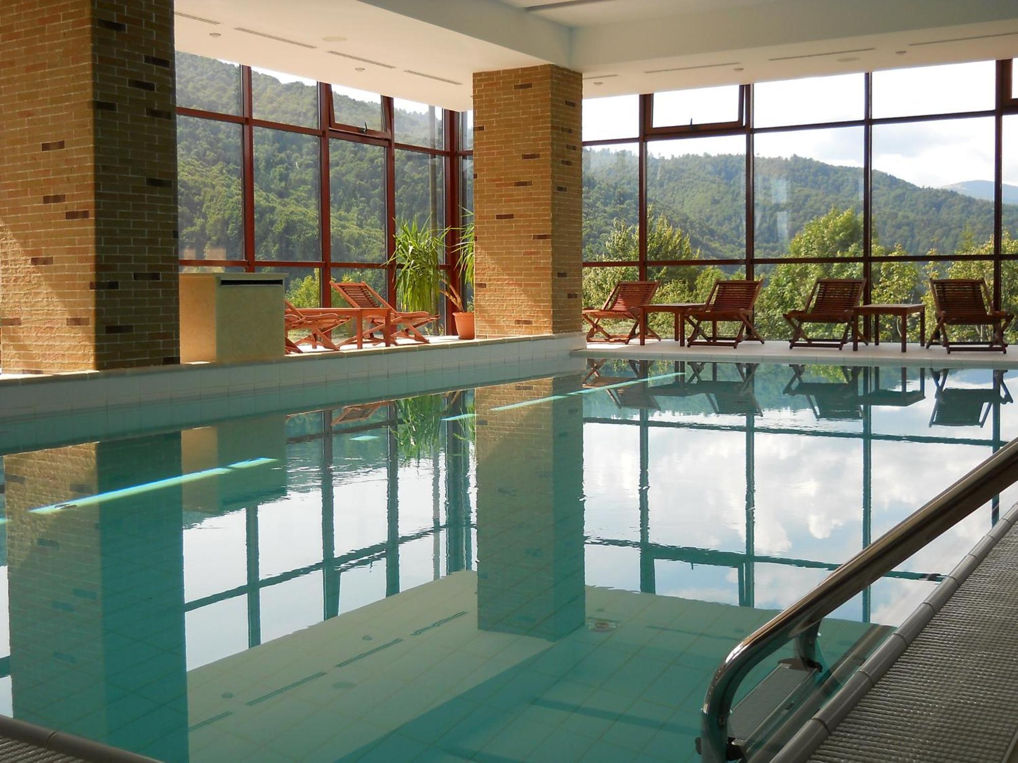 Hotel Valea Cu Pesti Căpăţîneni-Ungureni Kültér fotó